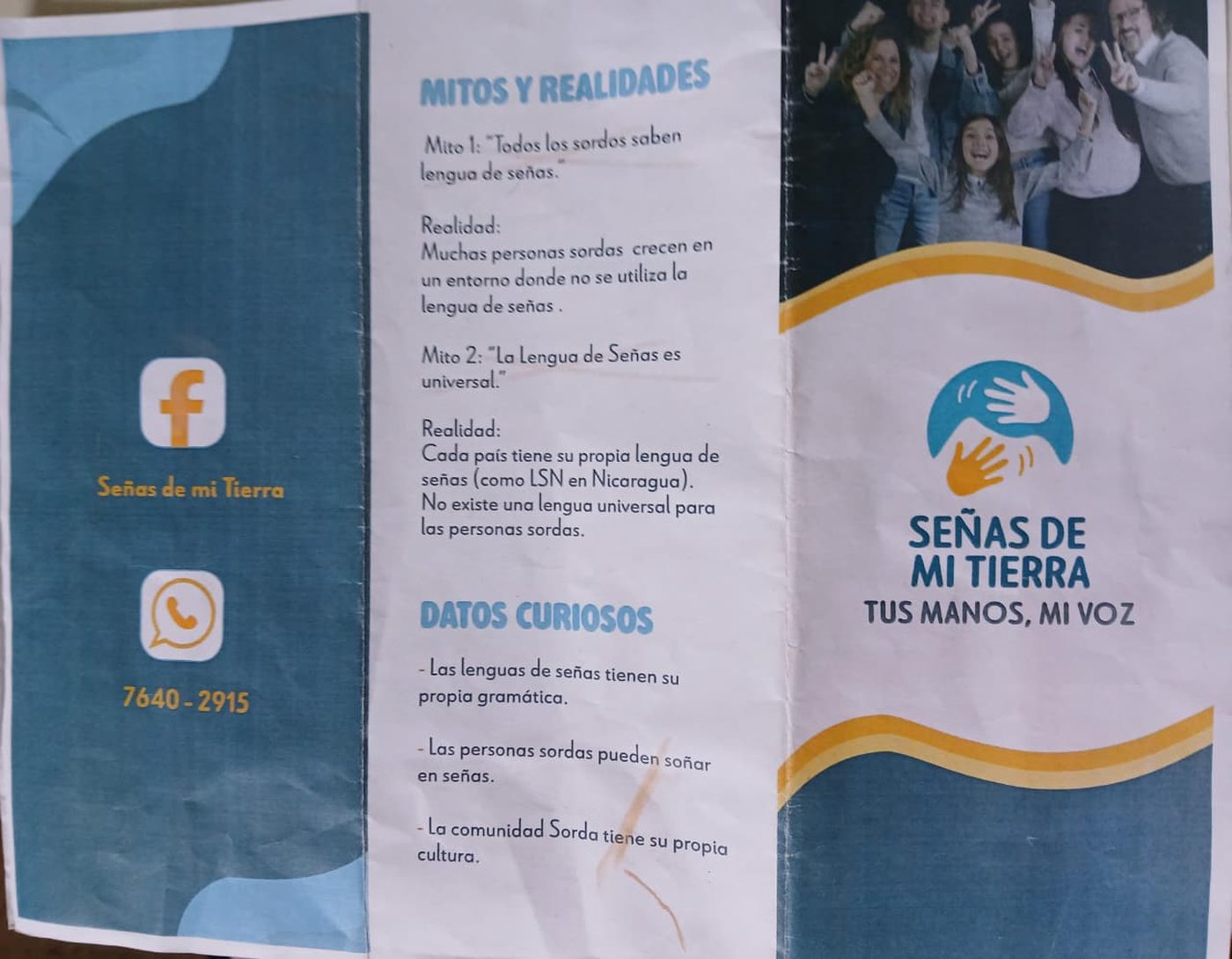 Personas practicando lengua de señas tomadas de las manos